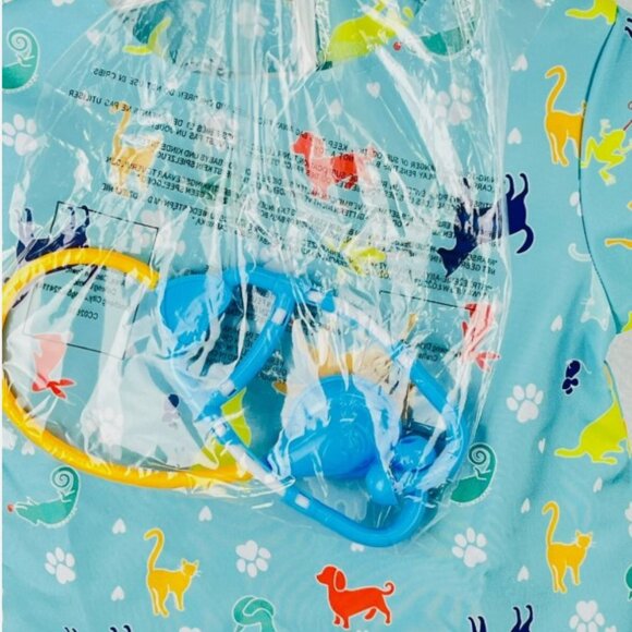 Kids Vet Costume Small (5/6) - Picture 2 of 2